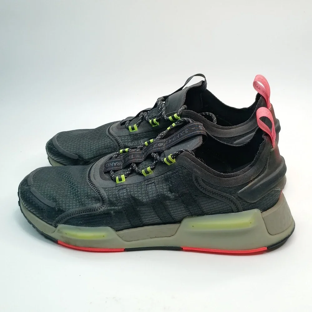 Adidas NMD_V3 Sneakers Men Size 13 Black Carbon Solar Red GX5001